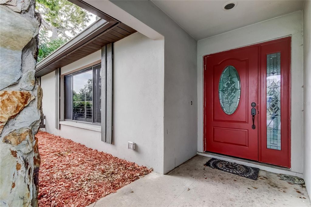 Photo of 12076 92nd Way N, Largo, FL 33773 (MLS # TB8463560)