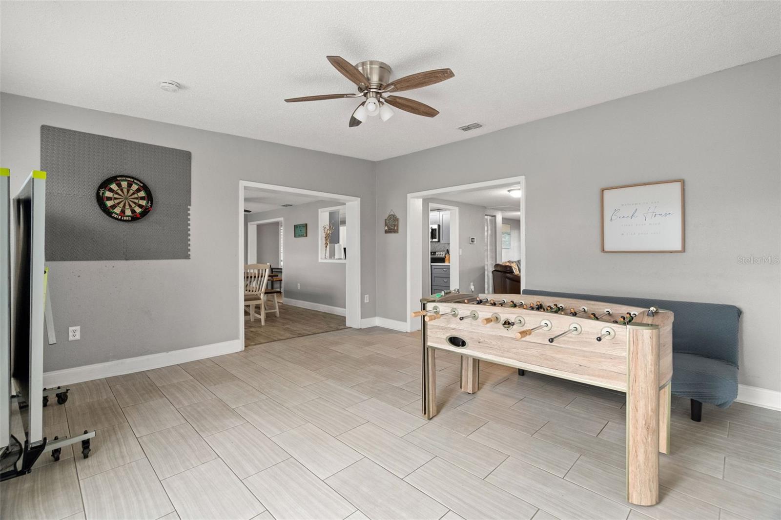 ALOHA GARDENS - Residential