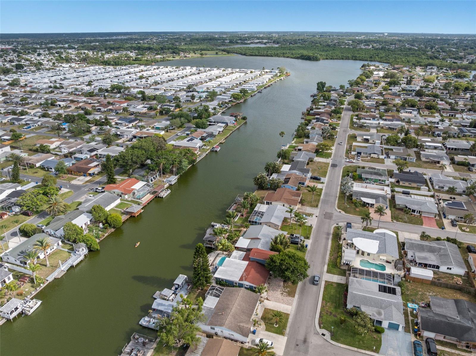 ALOHA GARDENS - Residential