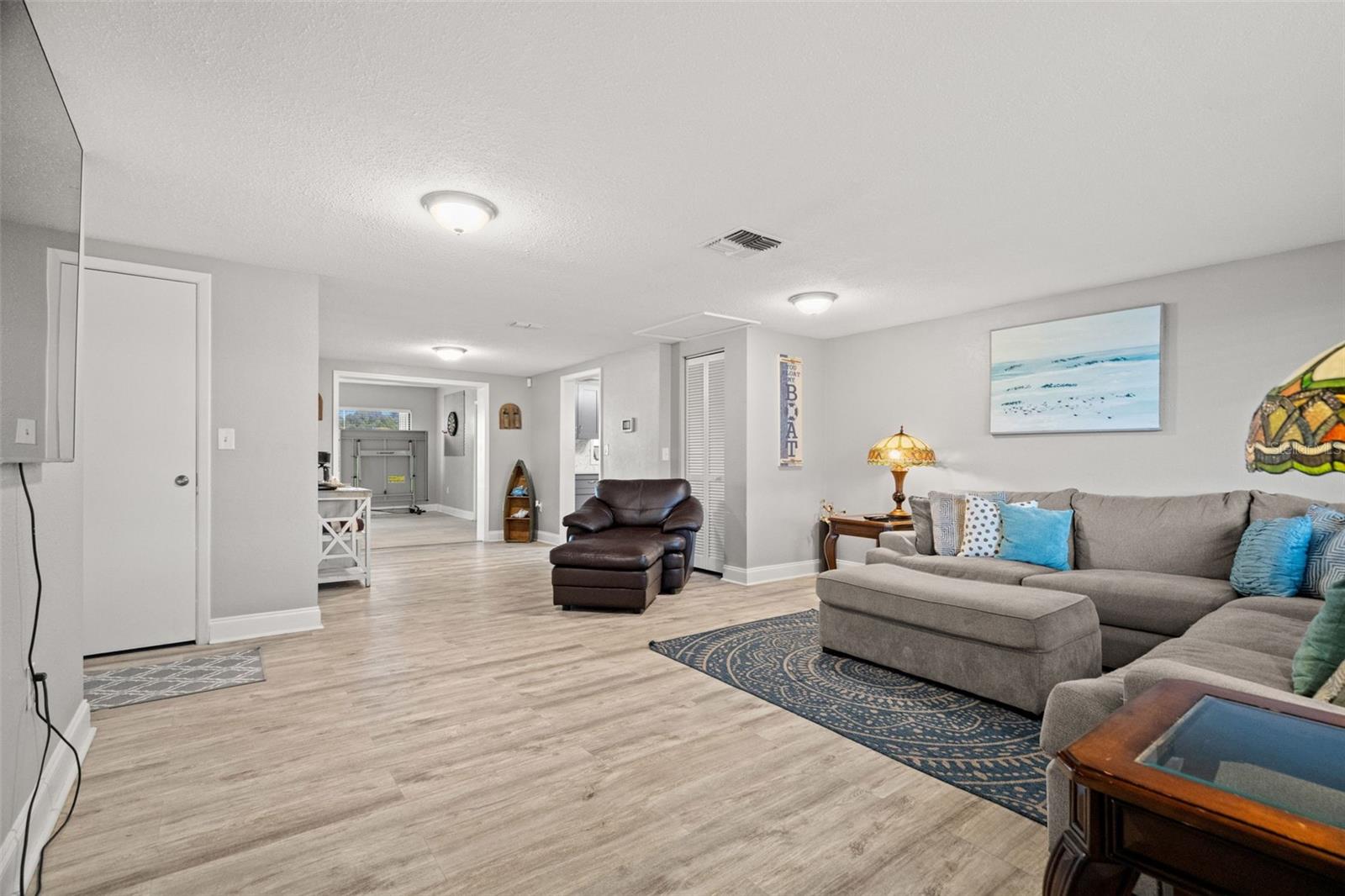 ALOHA GARDENS - Residential