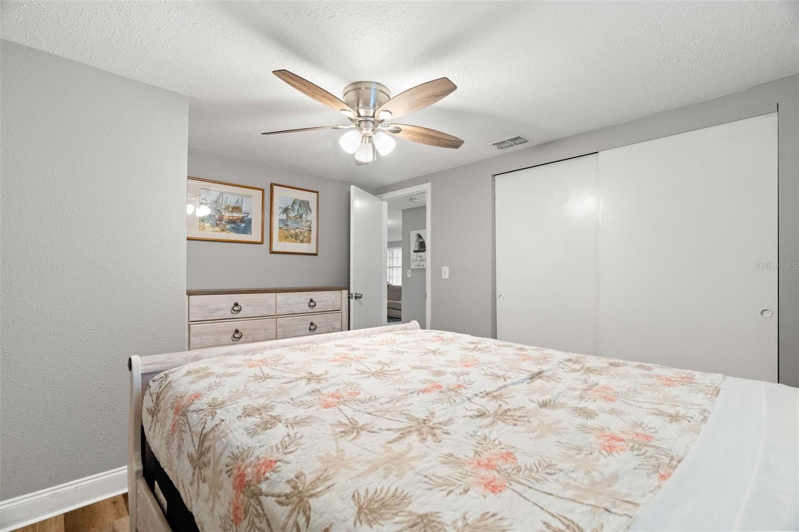 ALOHA GARDENS - Residential