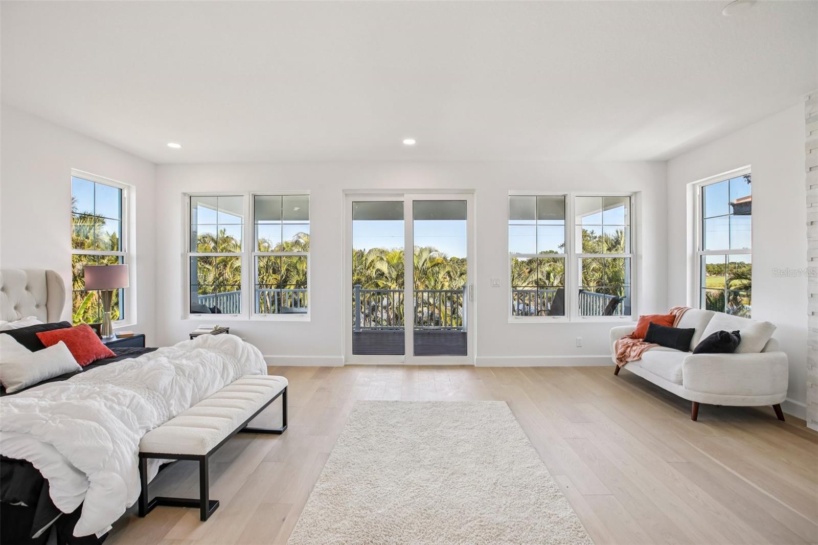 SNELL ISLE SHORES - Residential