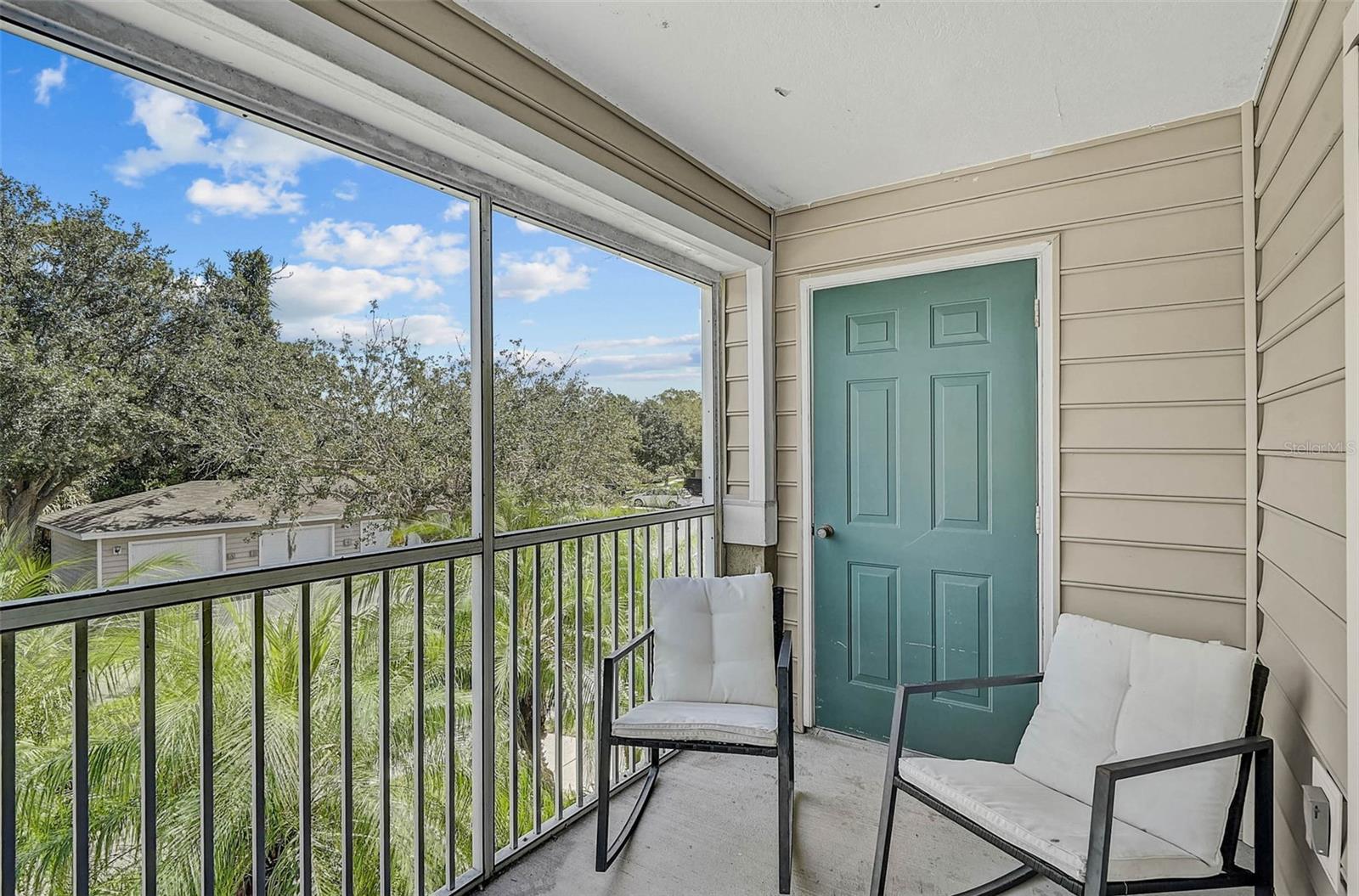 8827 MANOR LOOP 204