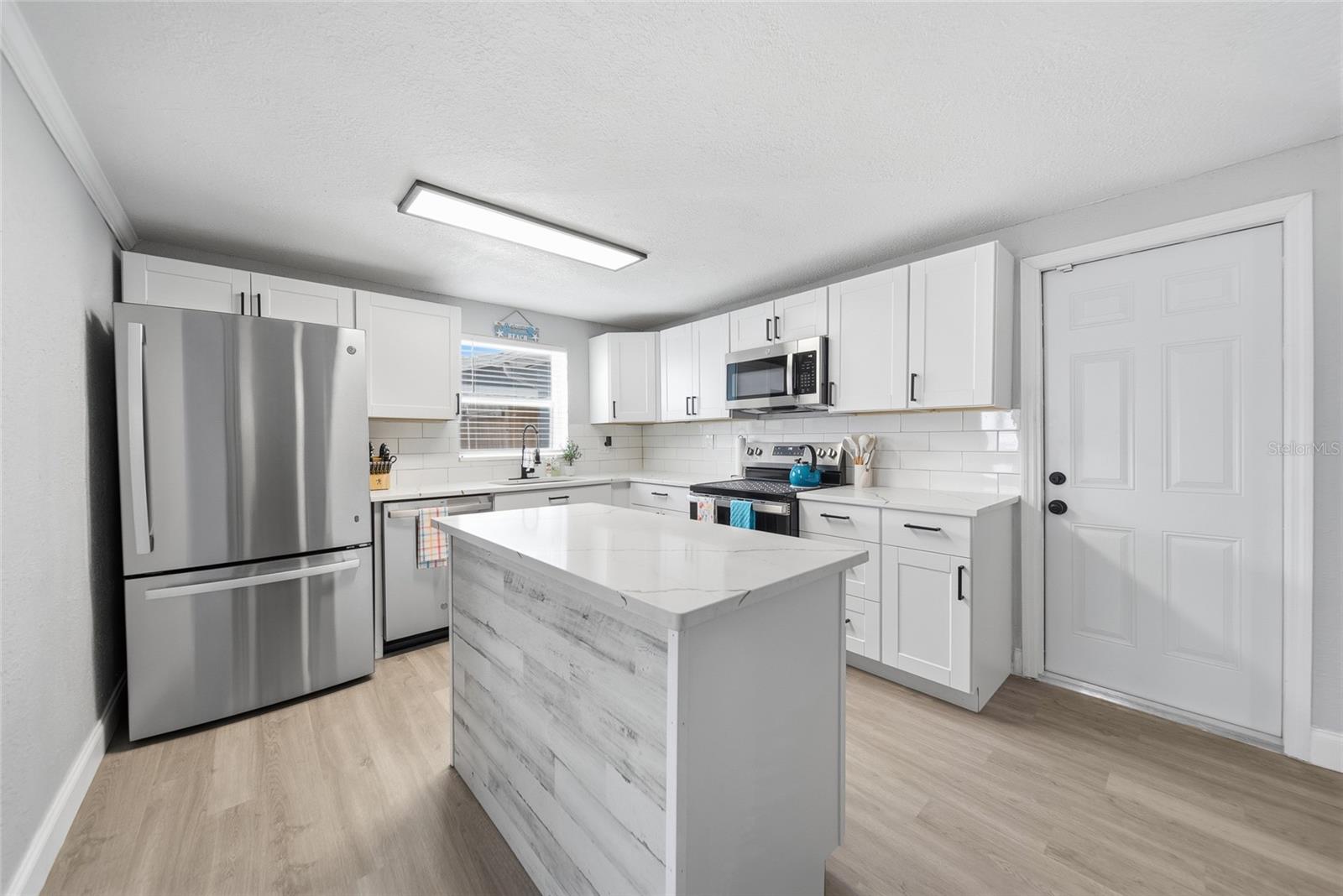 HOLIDAY LAKE ESTATES - Residential