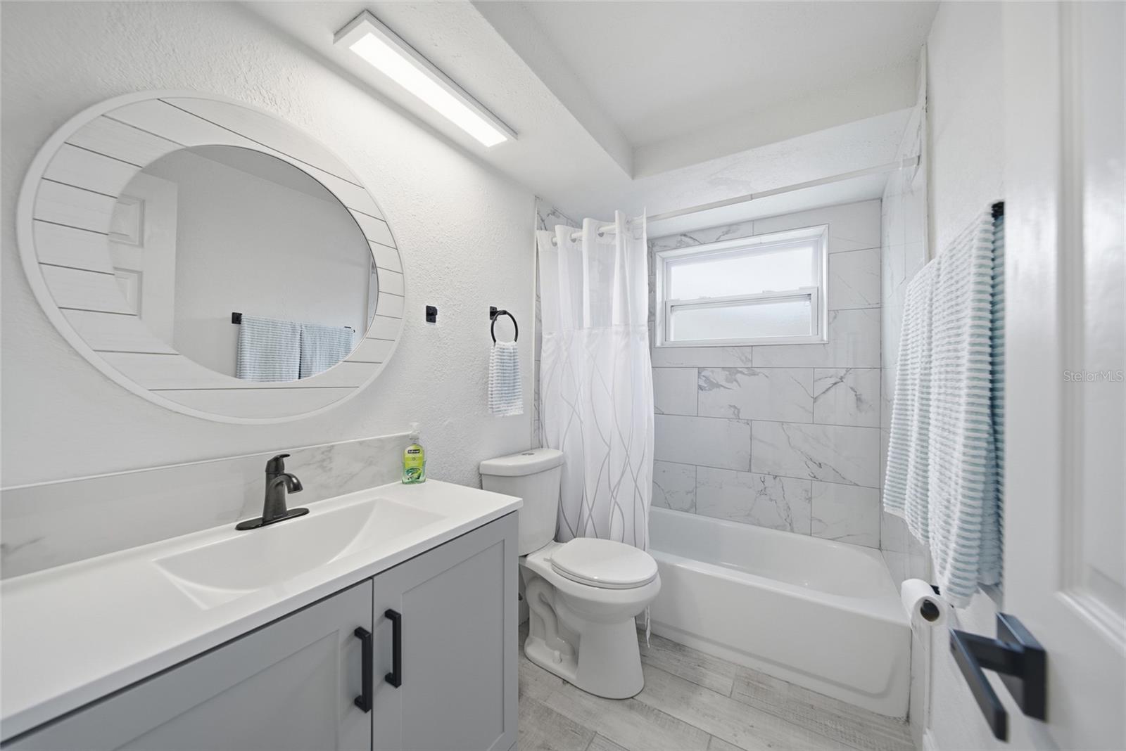 HOLIDAY LAKE ESTATES - Residential