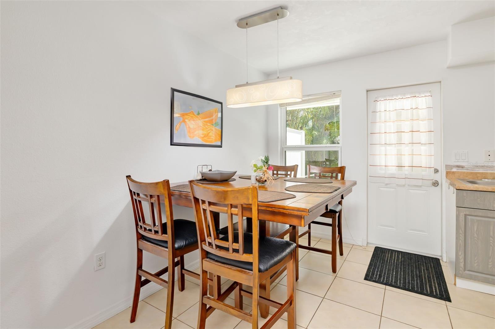 GROVE PARK - Residential Income