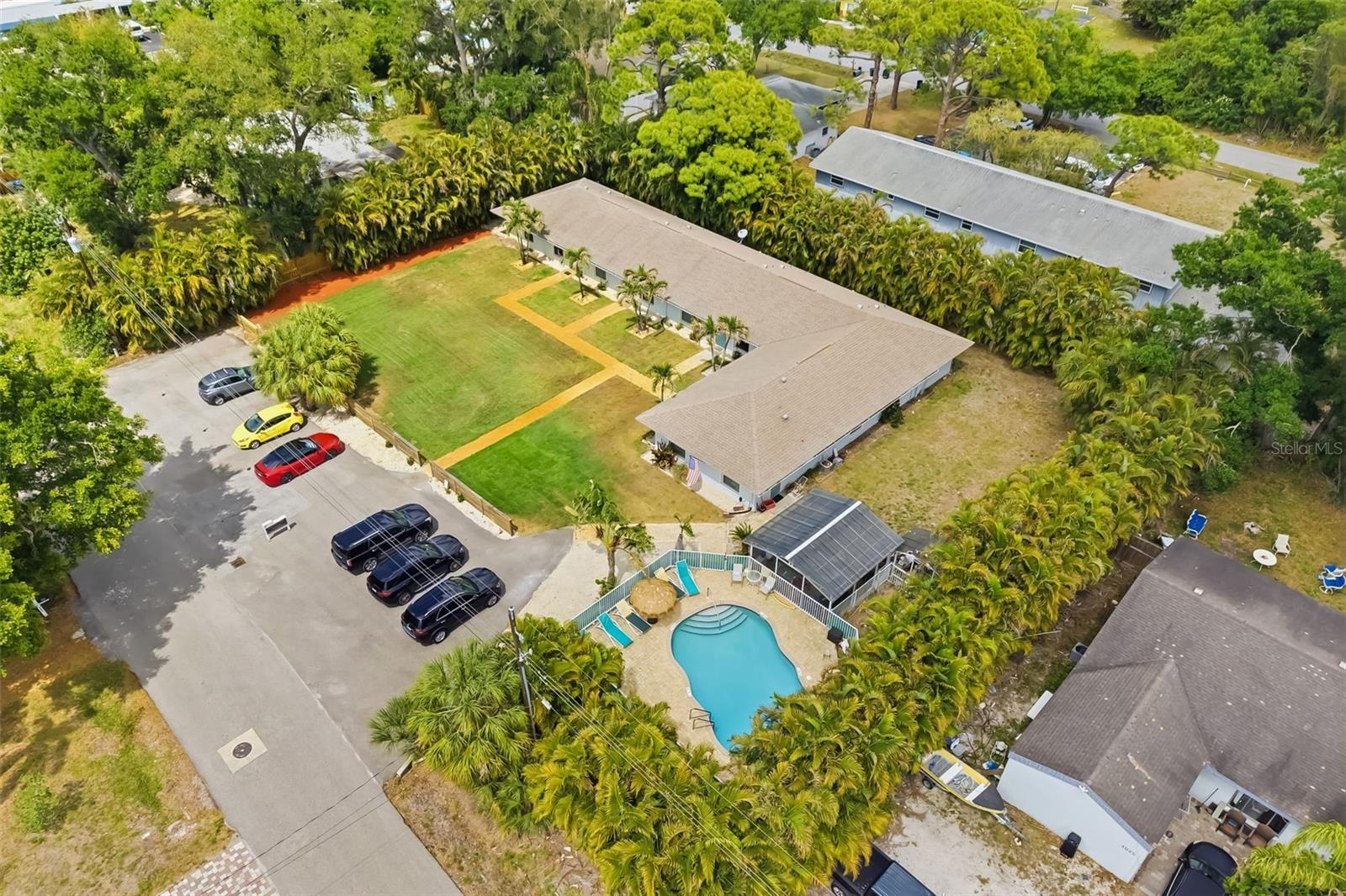GROVE PARK - Residential Income