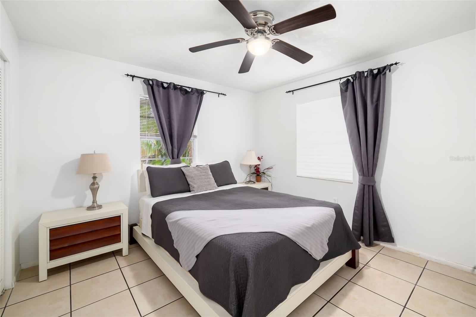 GROVE PARK - Residential Income