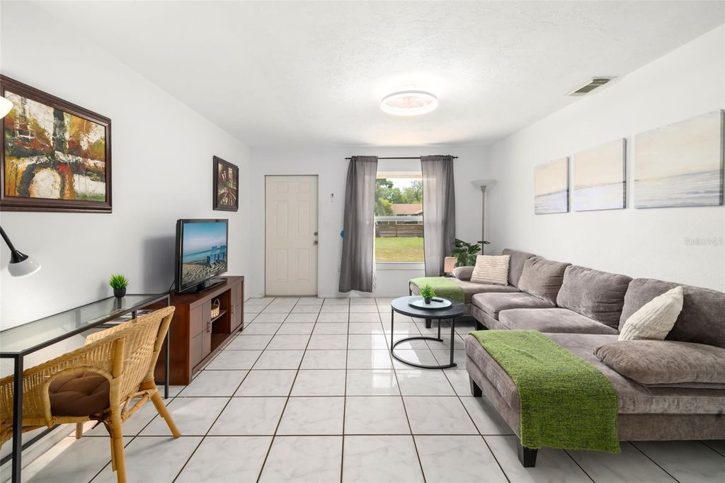 Photo of 4001 Groveland Avenue, Sarasota, FL 34231 (MLS # A4691652)