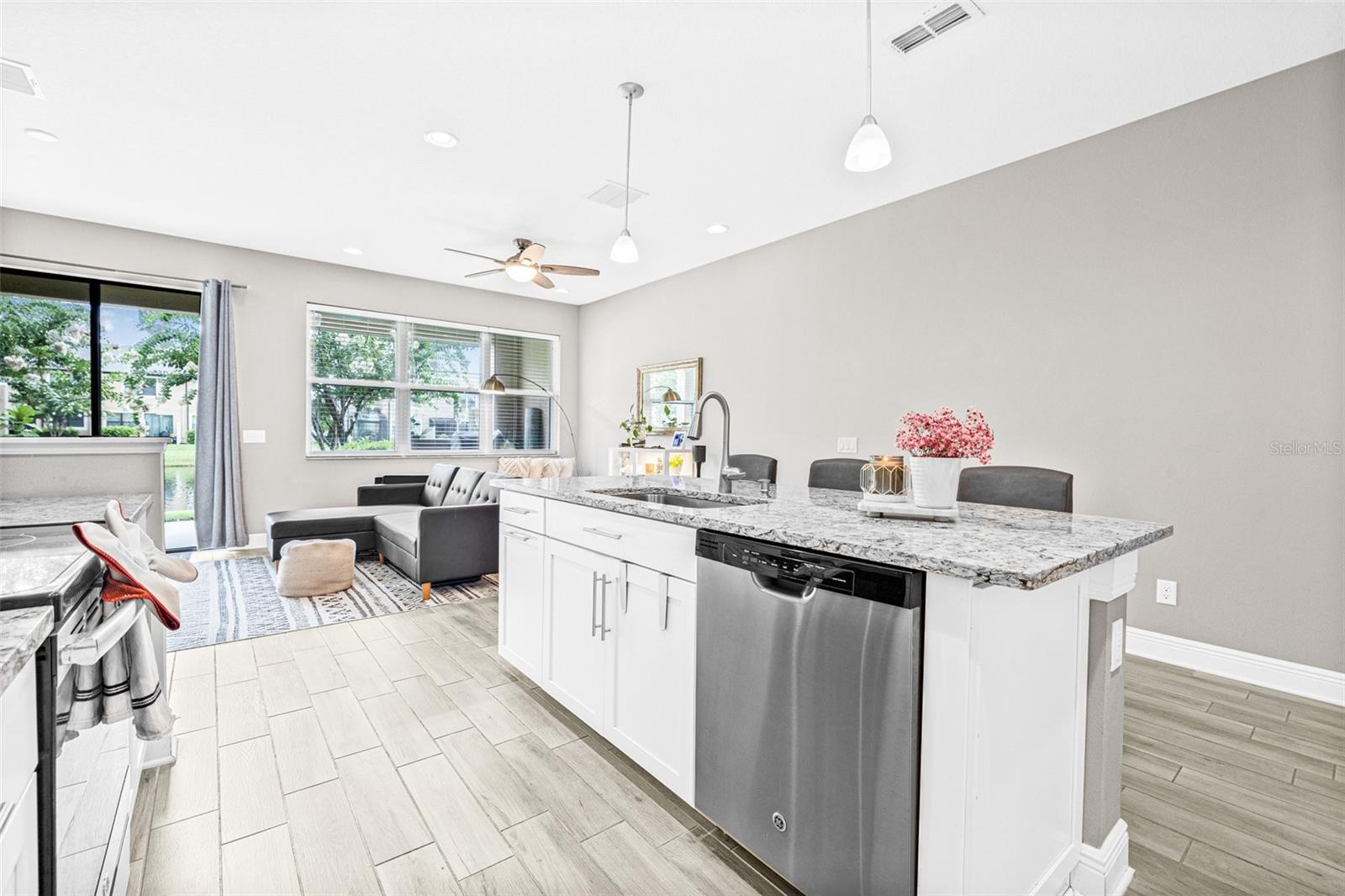 WEST LAKE TOWNHOMES - Residential