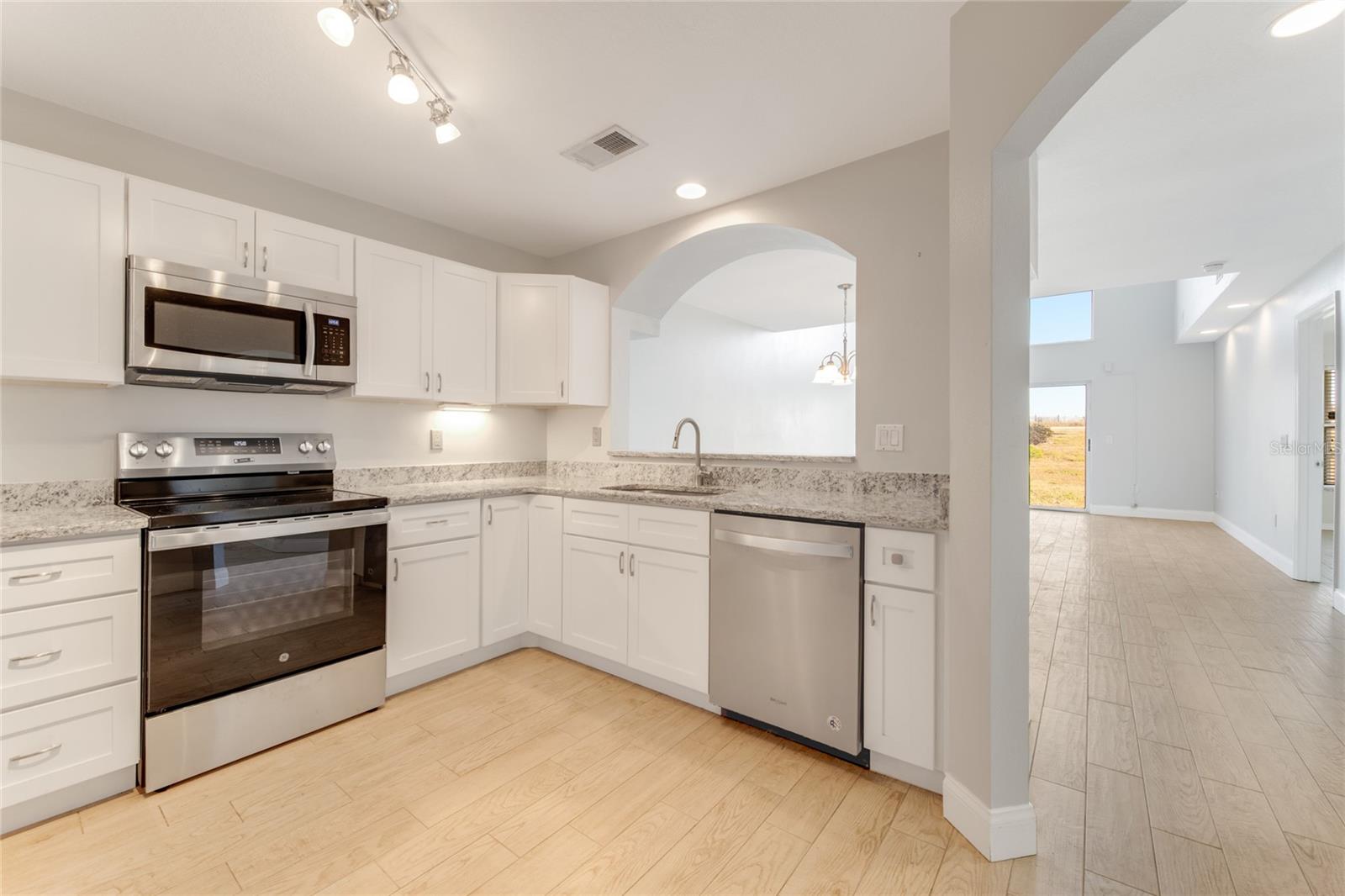 AVALON BY SEA - Residential