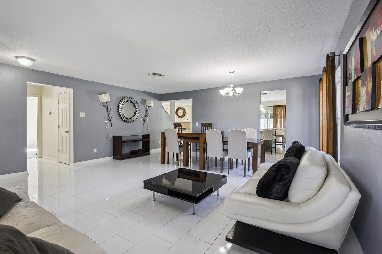 644 FLOWER FIELDS LANE