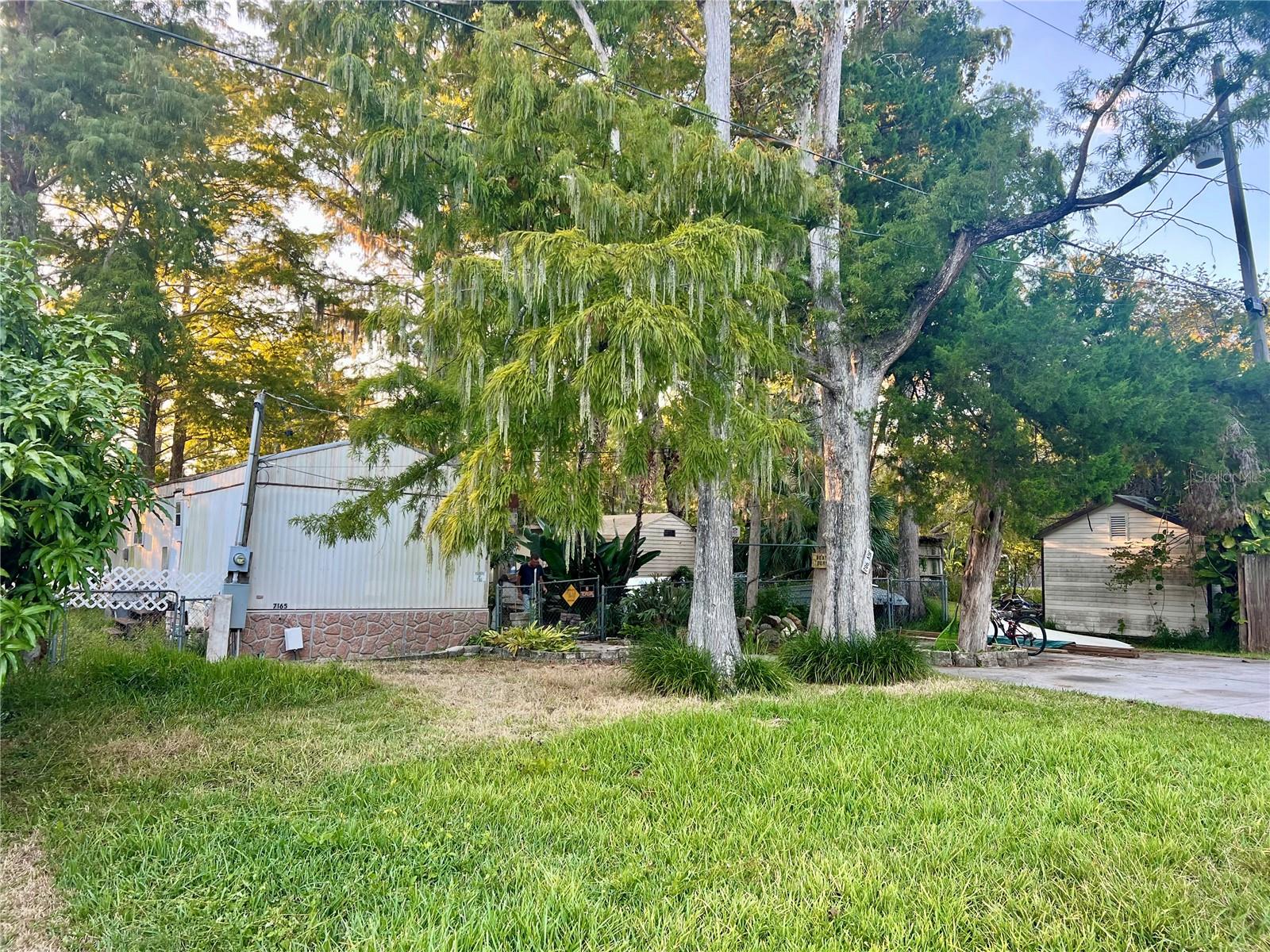 WEEKI WACHEE GARDENS - Residential