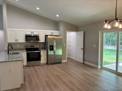 Tiny photo for 3144 W Marie Drive, Dunnellon, FL 34433 (MLS # G5118552)