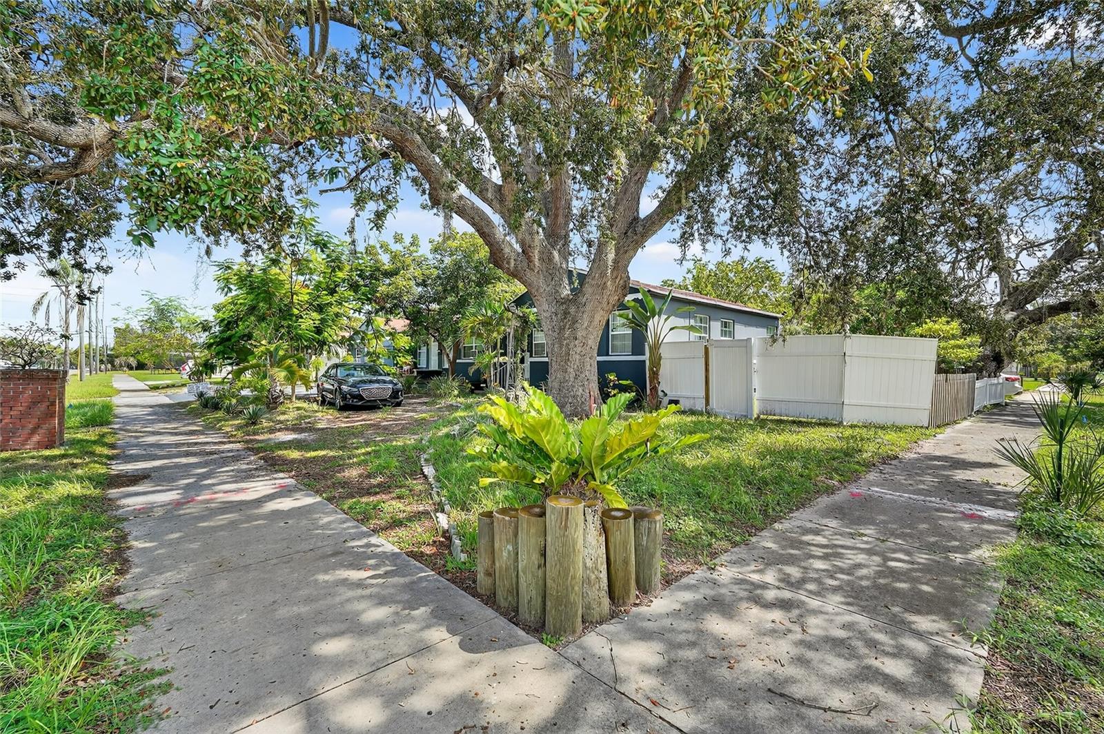 1005 16TH STREET N