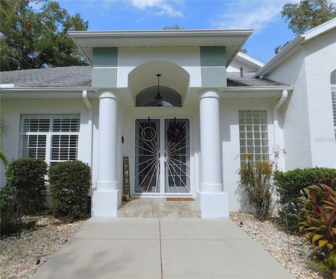 A home in DUNNELLON