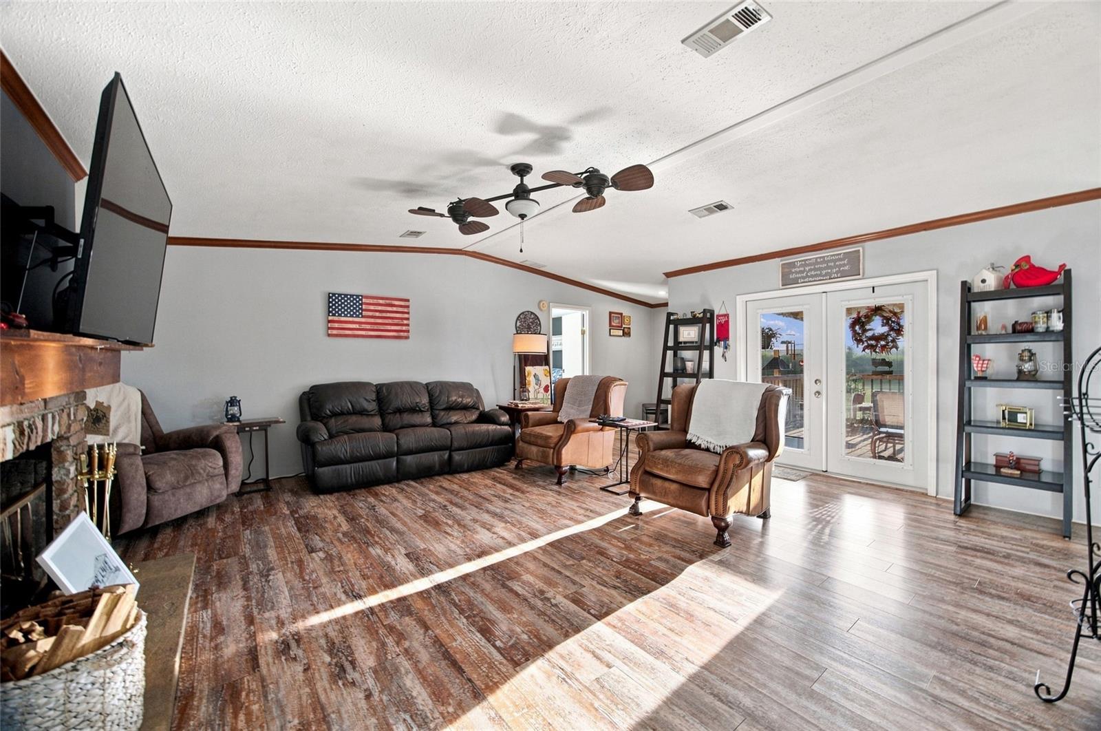 3102 PORTER ROAD