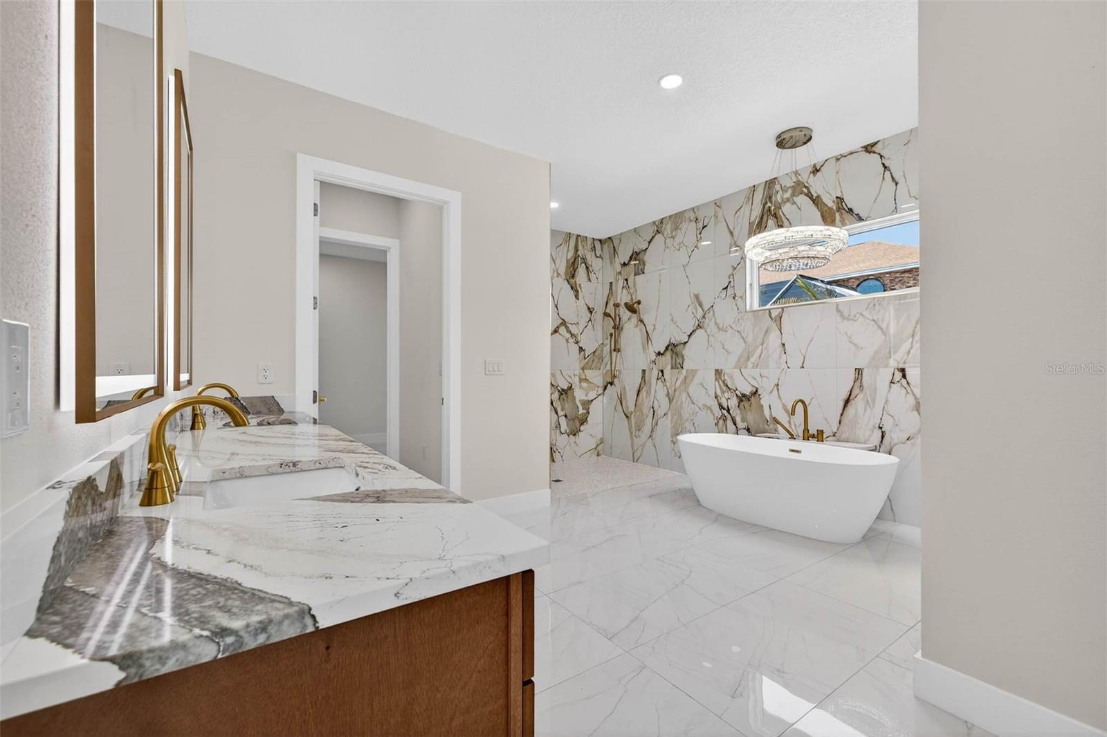 COLLINS ESTATES PH I - Residential