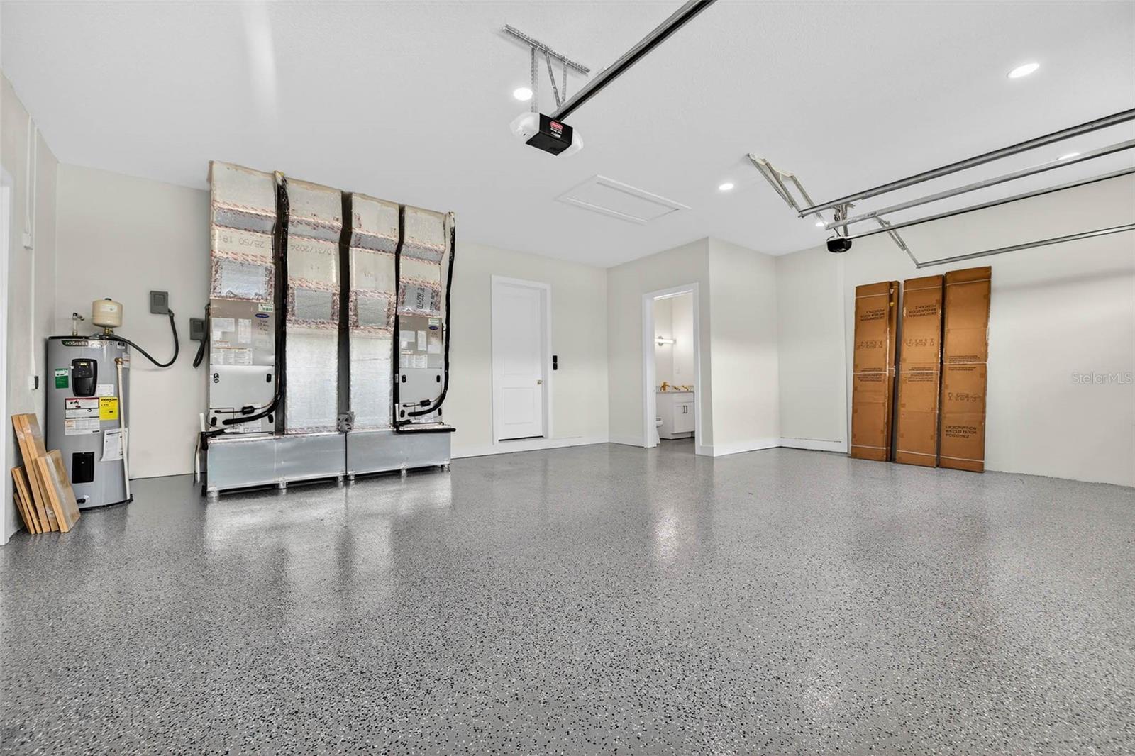 COLLINS ESTATES PH I - Residential