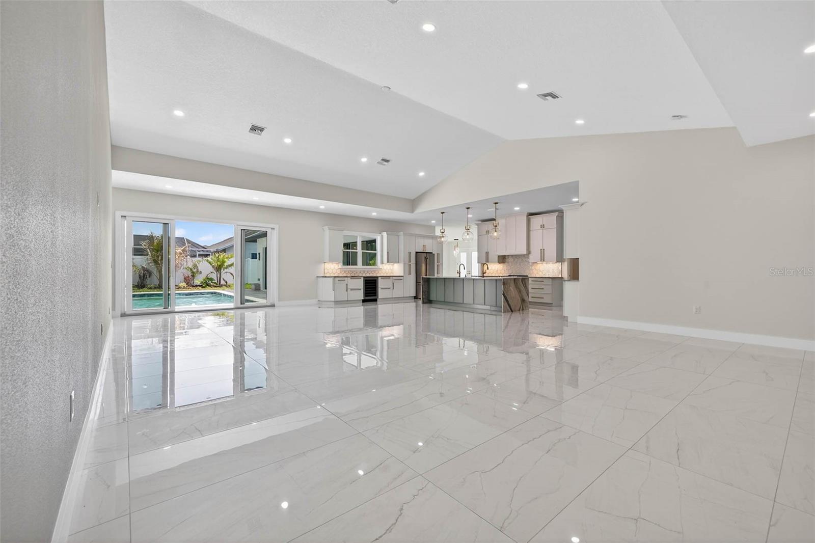 COLLINS ESTATES PH I - Residential