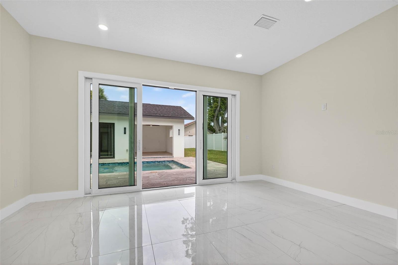 COLLINS ESTATES PH I - Residential