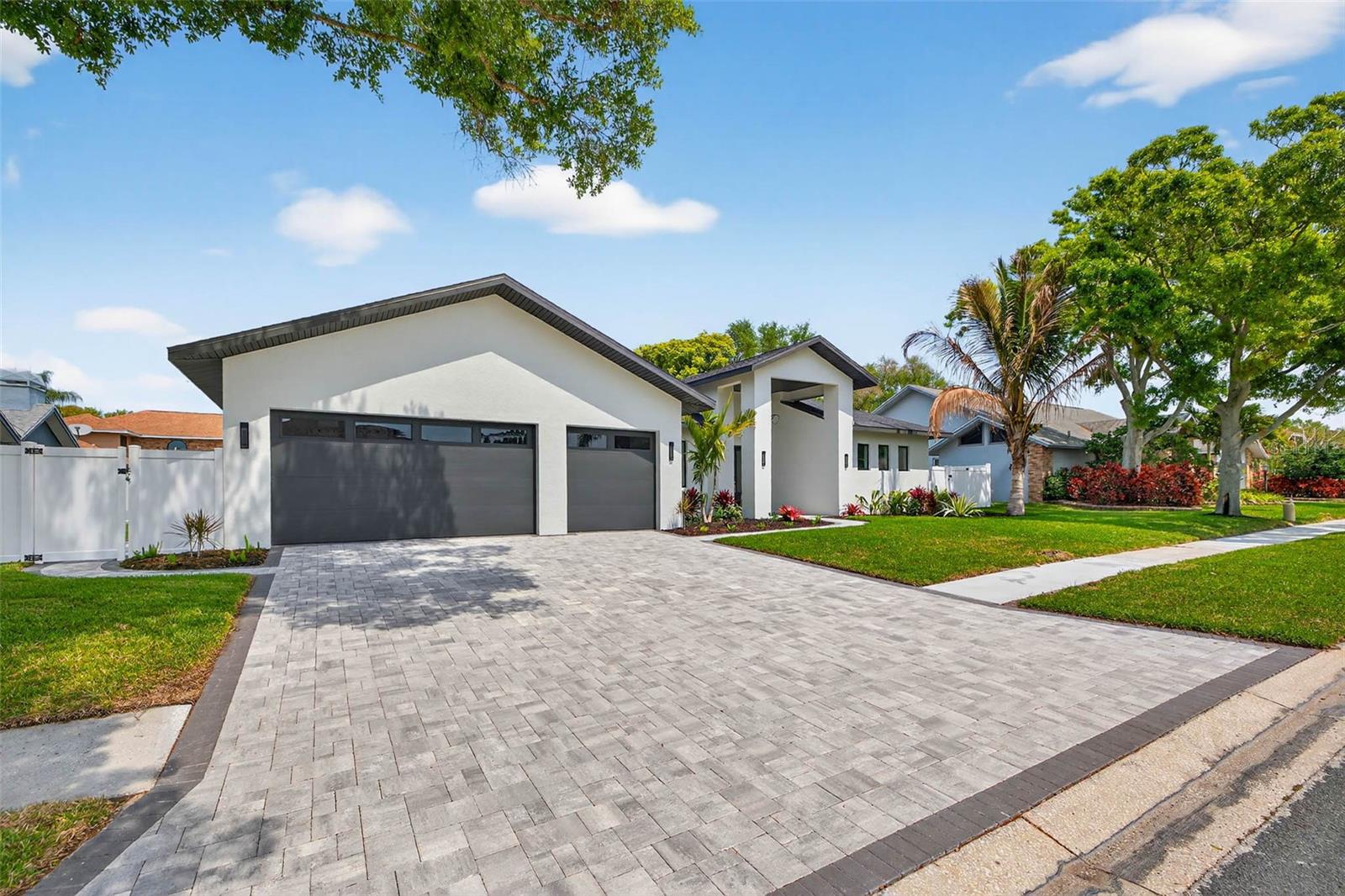 COLLINS ESTATES PH I - Residential