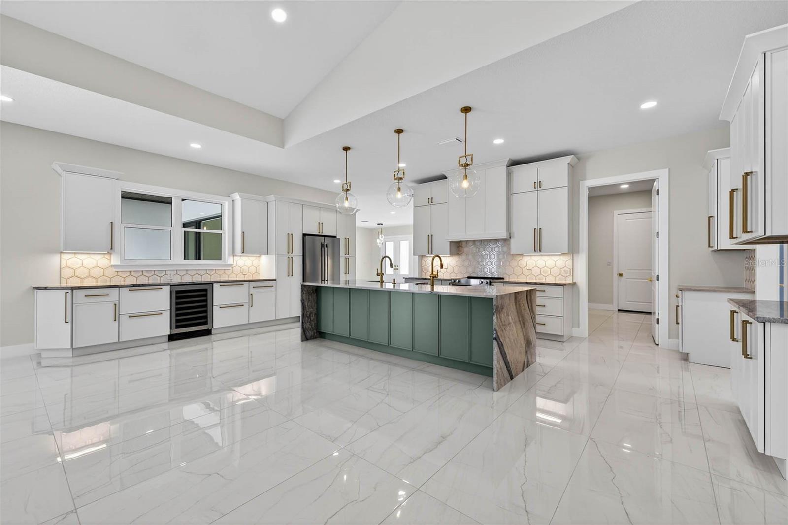 COLLINS ESTATES PH I - Residential