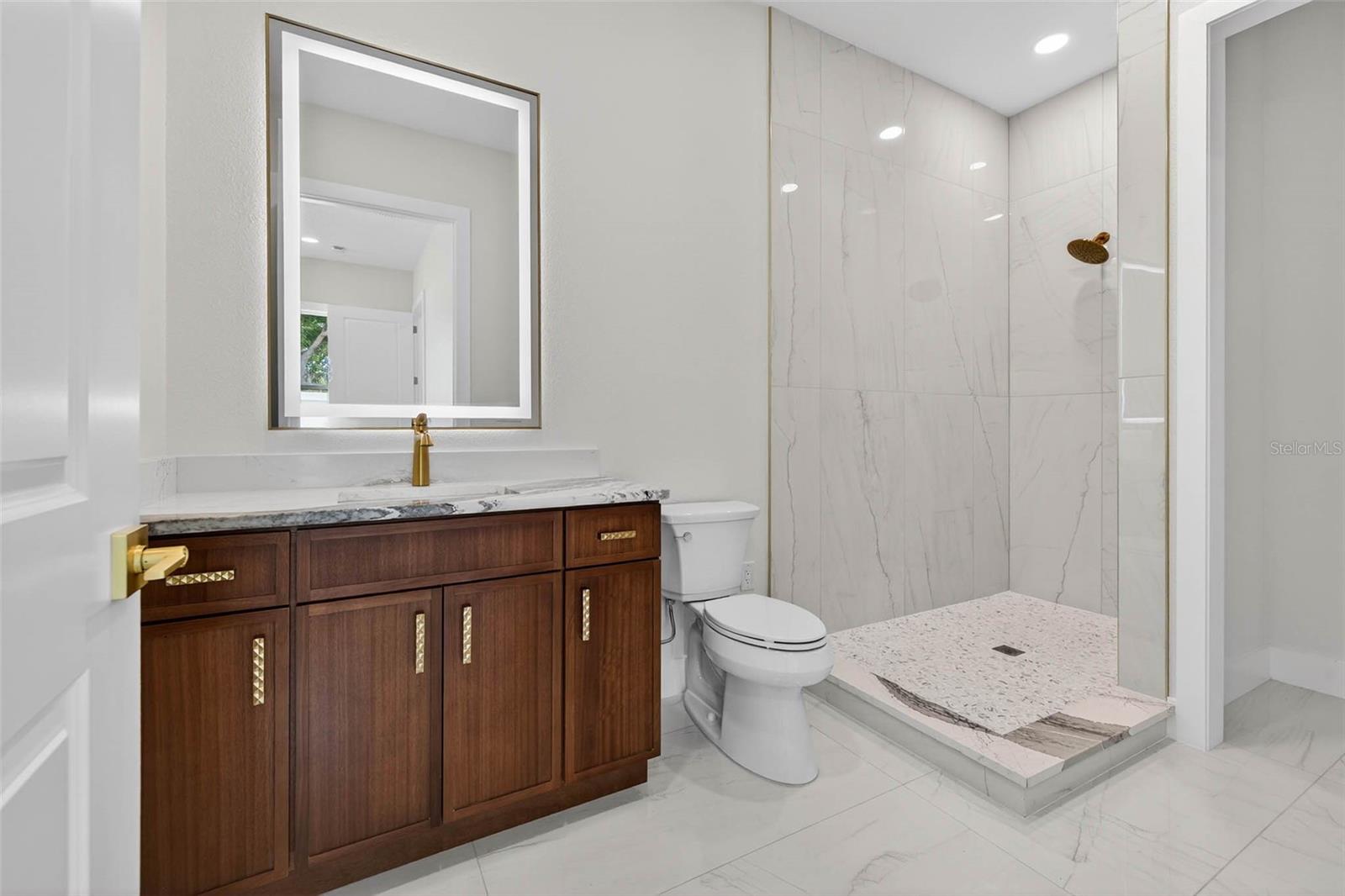 COLLINS ESTATES PH I - Residential