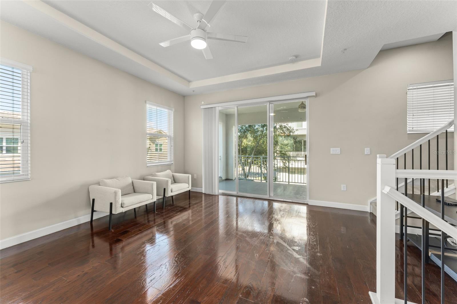 GRANDE OAKS AT HEATHROW - Residential