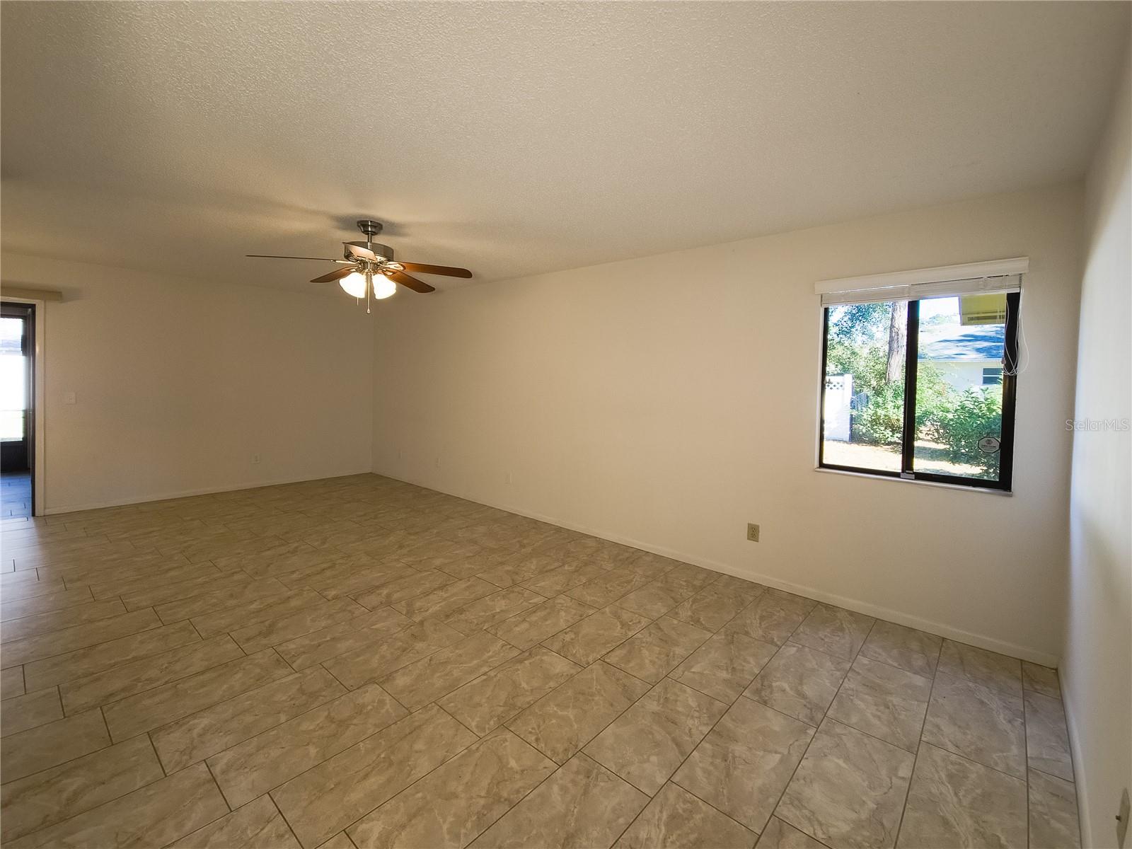 25 RYLEY LANE