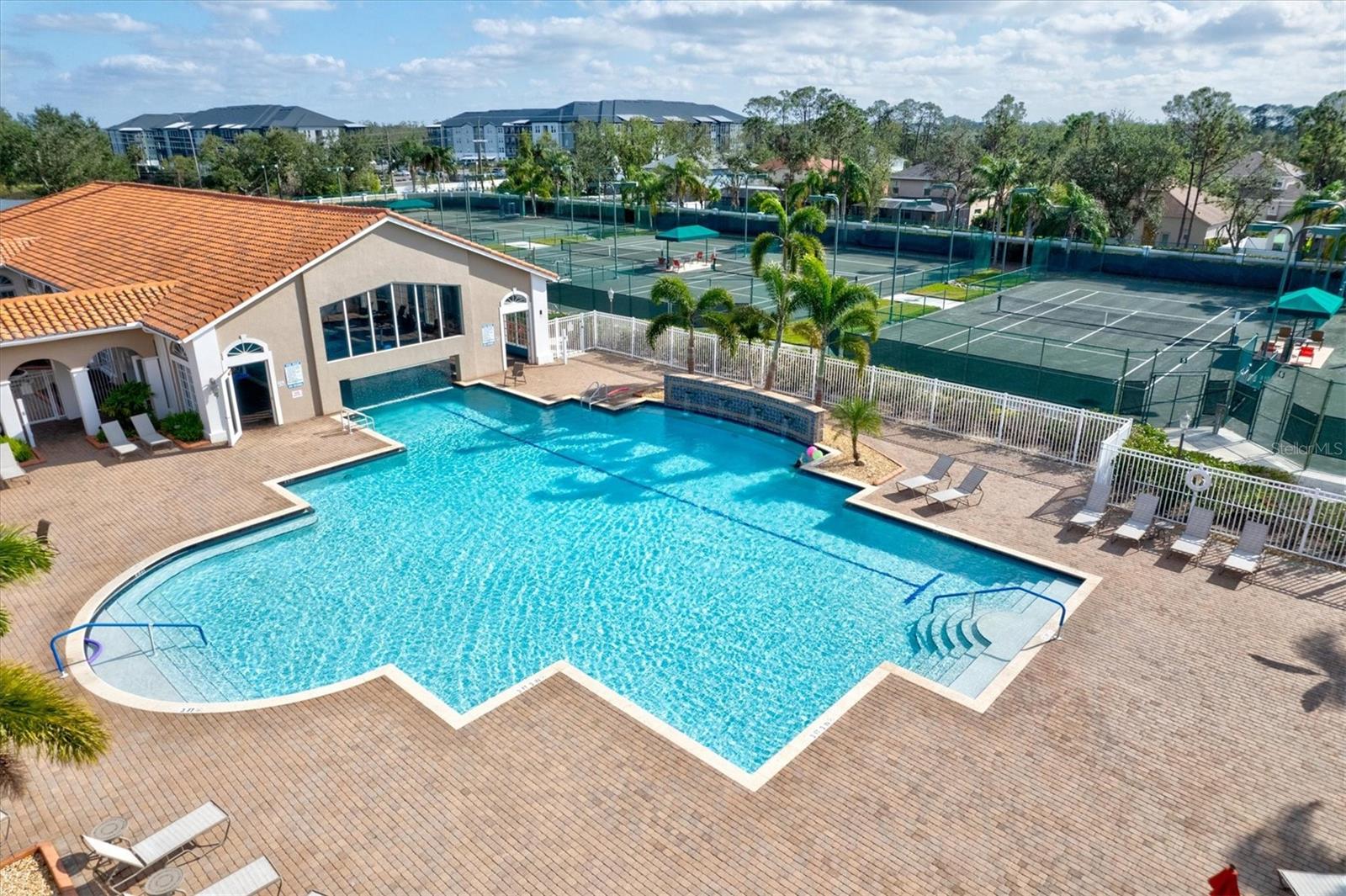 CASCADES AT SARASOTA PH I - Residential