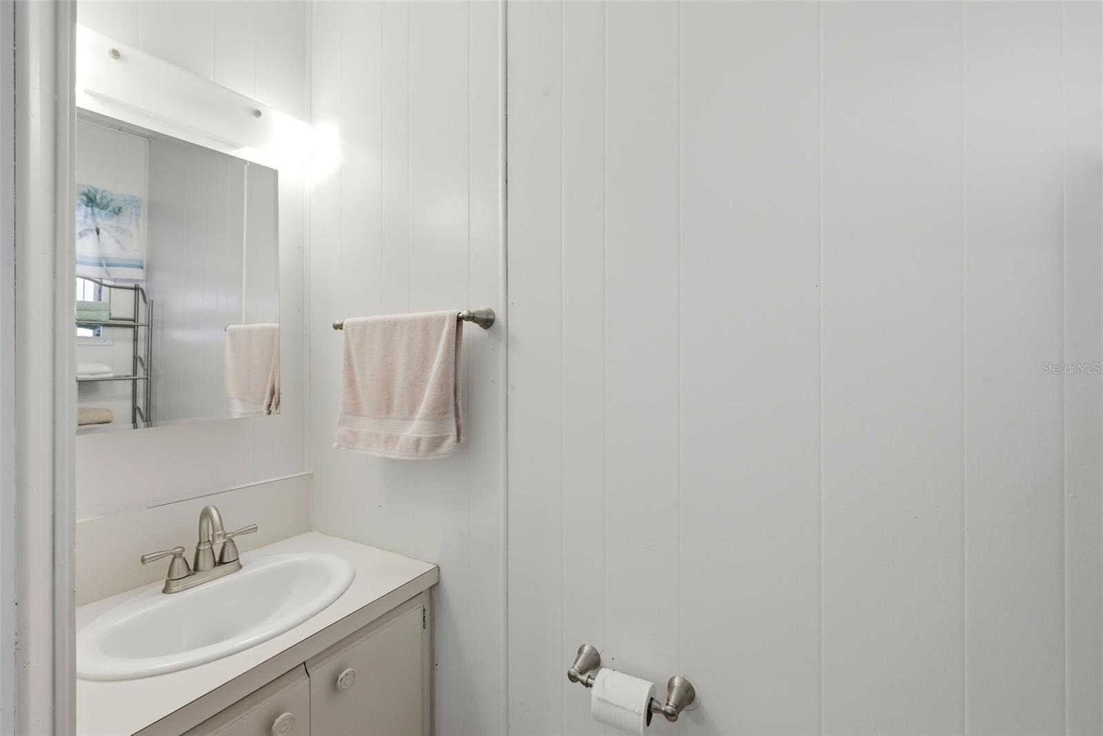 TAVARES LAKE FRANCES ESTATES - Residential