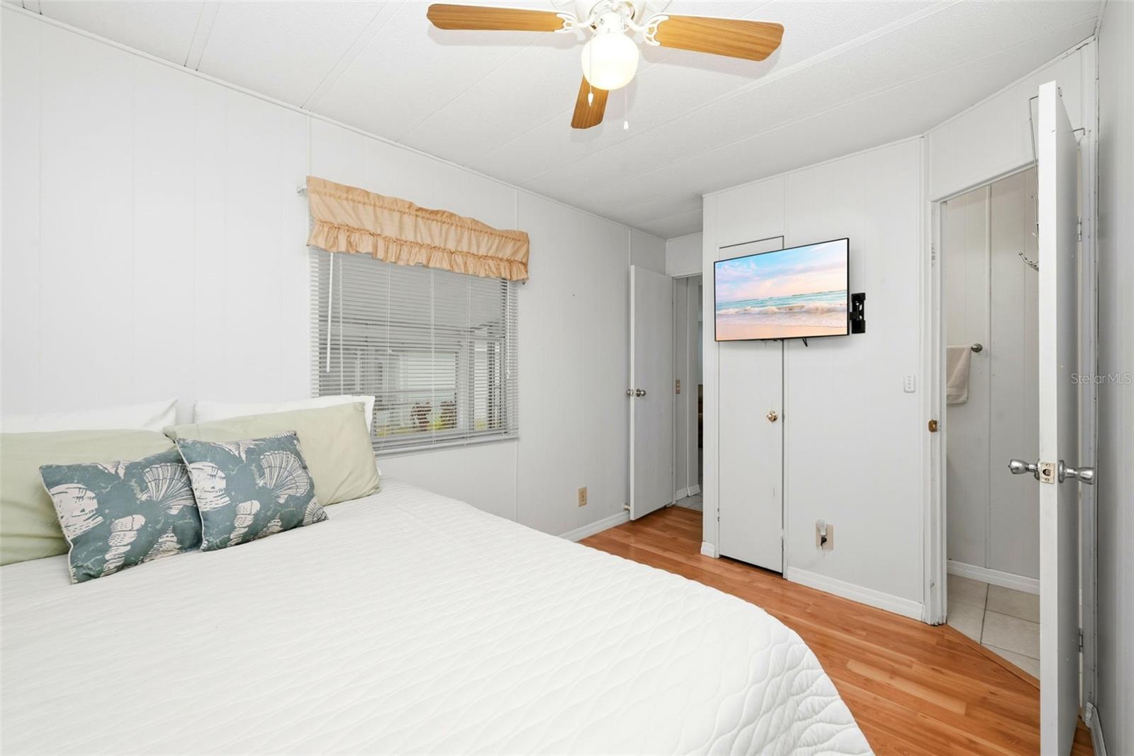 TAVARES LAKE FRANCES ESTATES - Residential