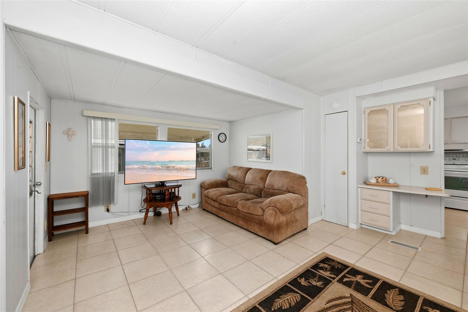 TAVARES LAKE FRANCES ESTATES - Residential