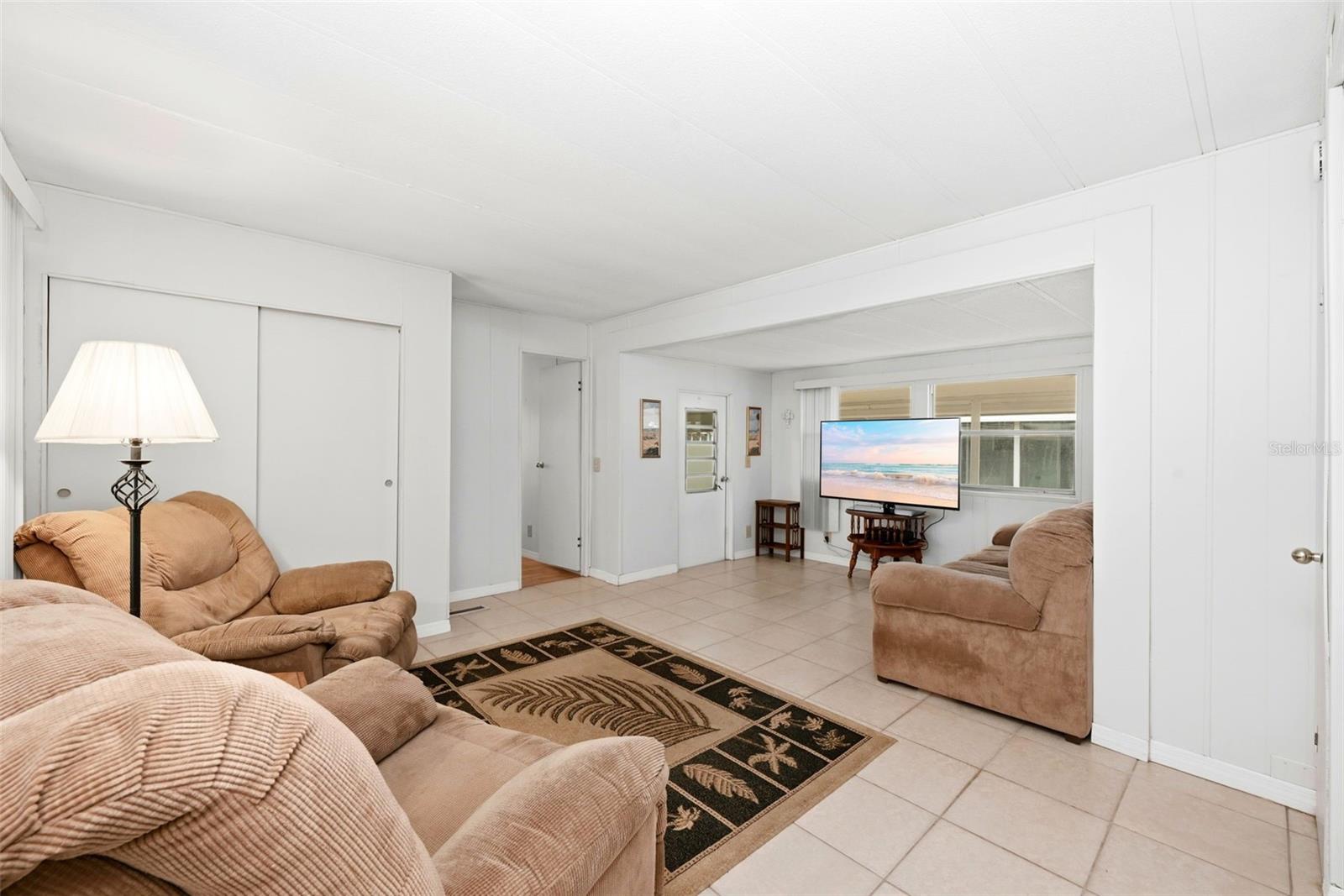 TAVARES LAKE FRANCES ESTATES - Residential