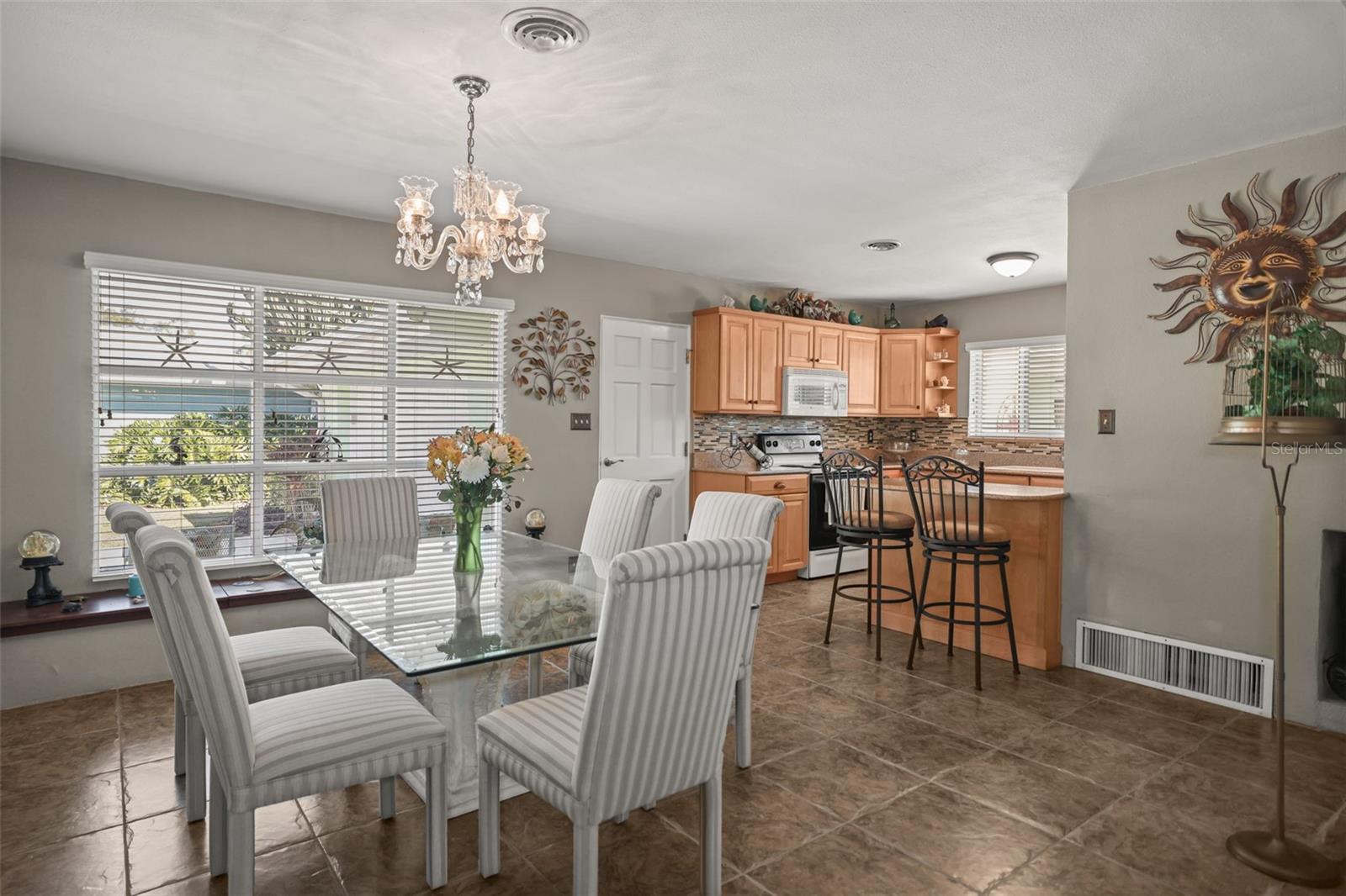 SHORE CREST - Residential