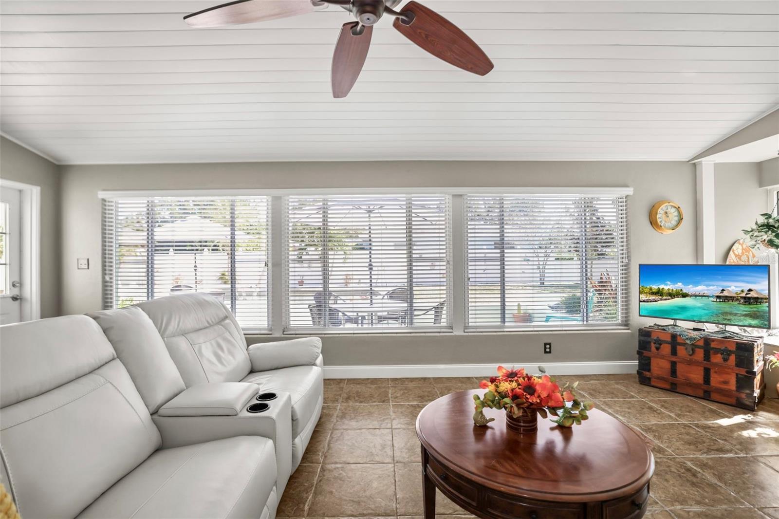 SHORE CREST - Residential