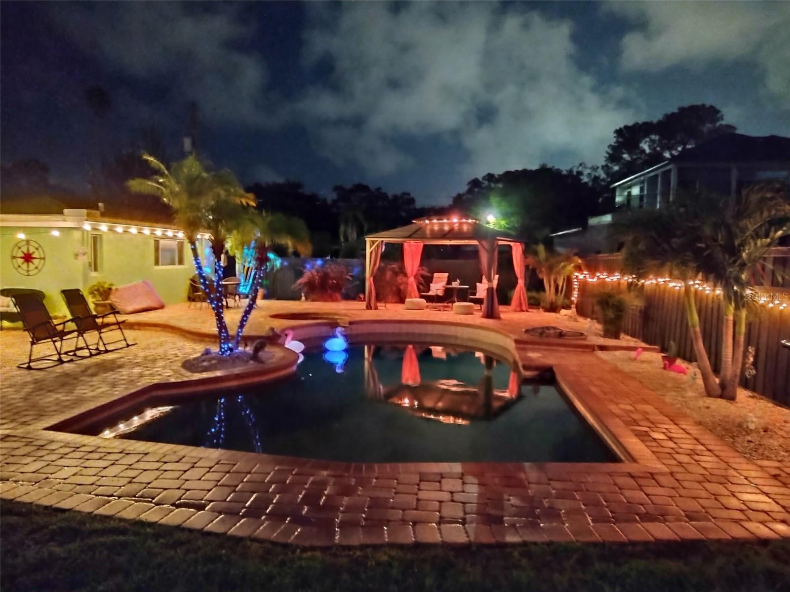 SHORE CREST - Residential