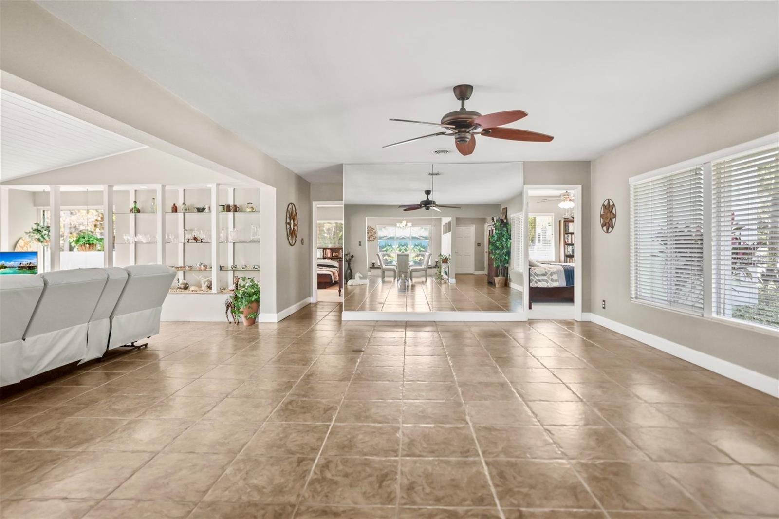 SHORE CREST - Residential