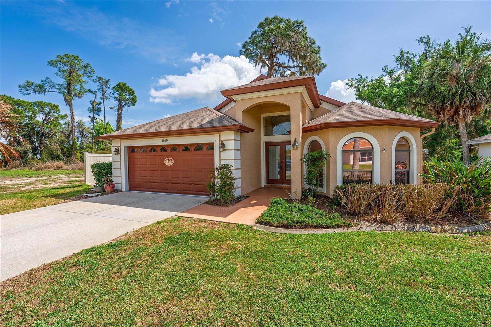 TAVARES IMPERIAL VILLAGE SUB - Residential