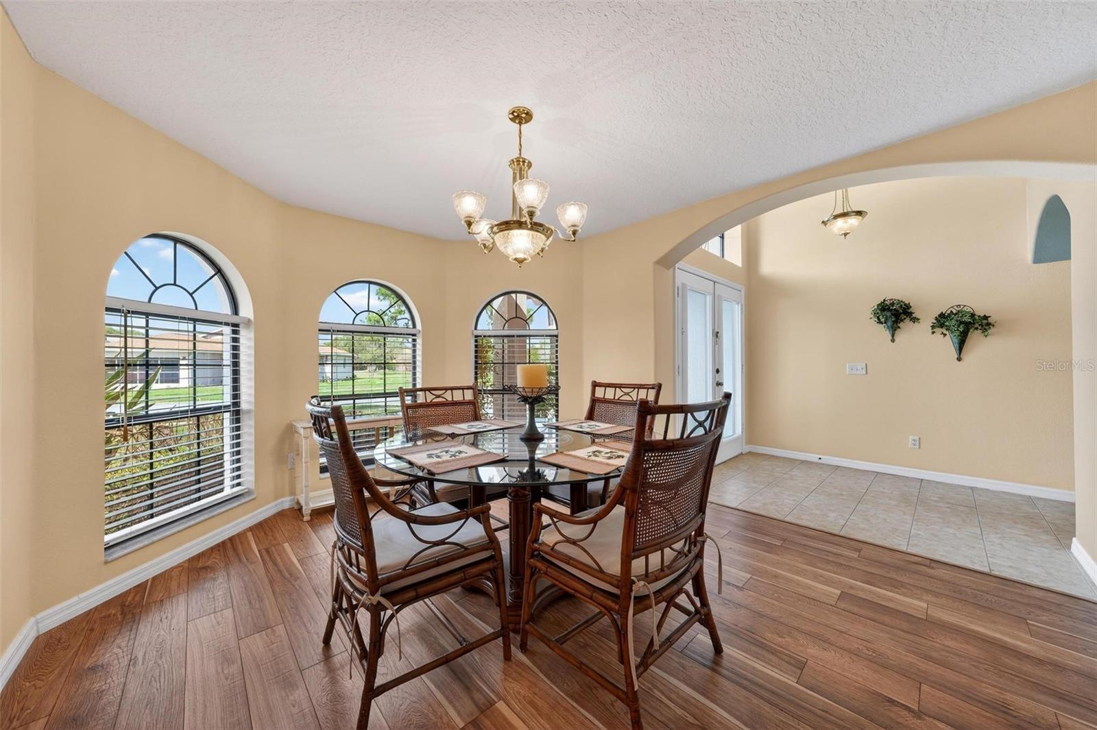 TAVARES IMPERIAL VILLAGE SUB - Residential