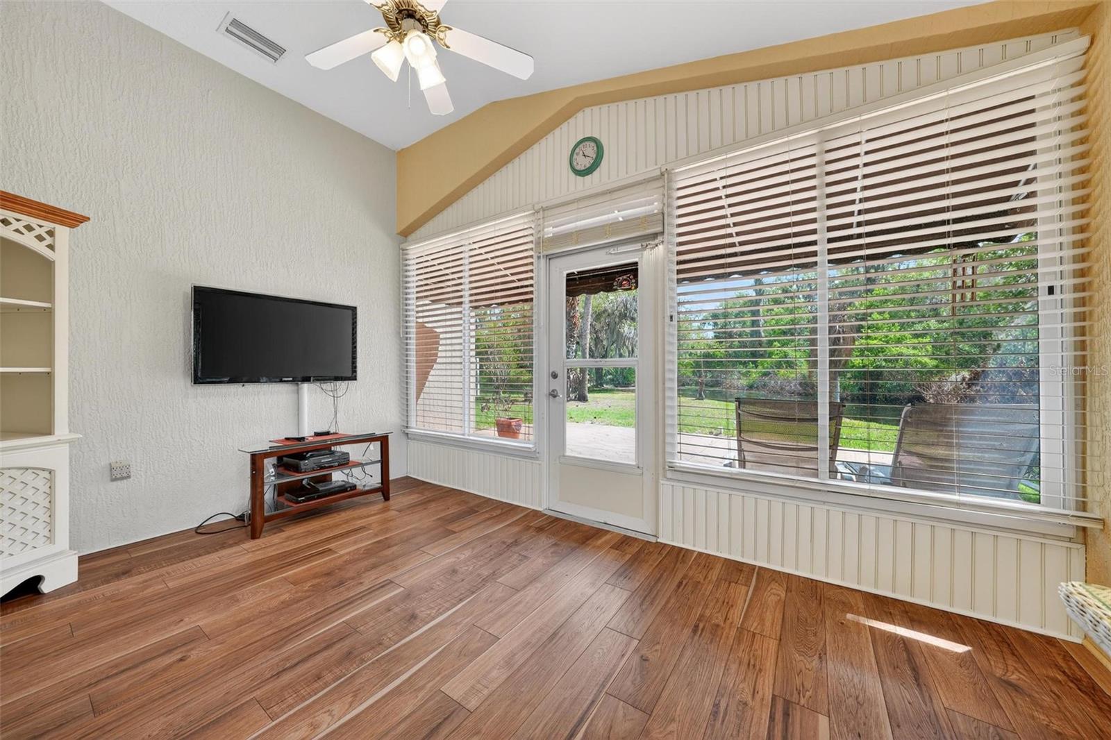 TAVARES IMPERIAL VILLAGE SUB - Residential