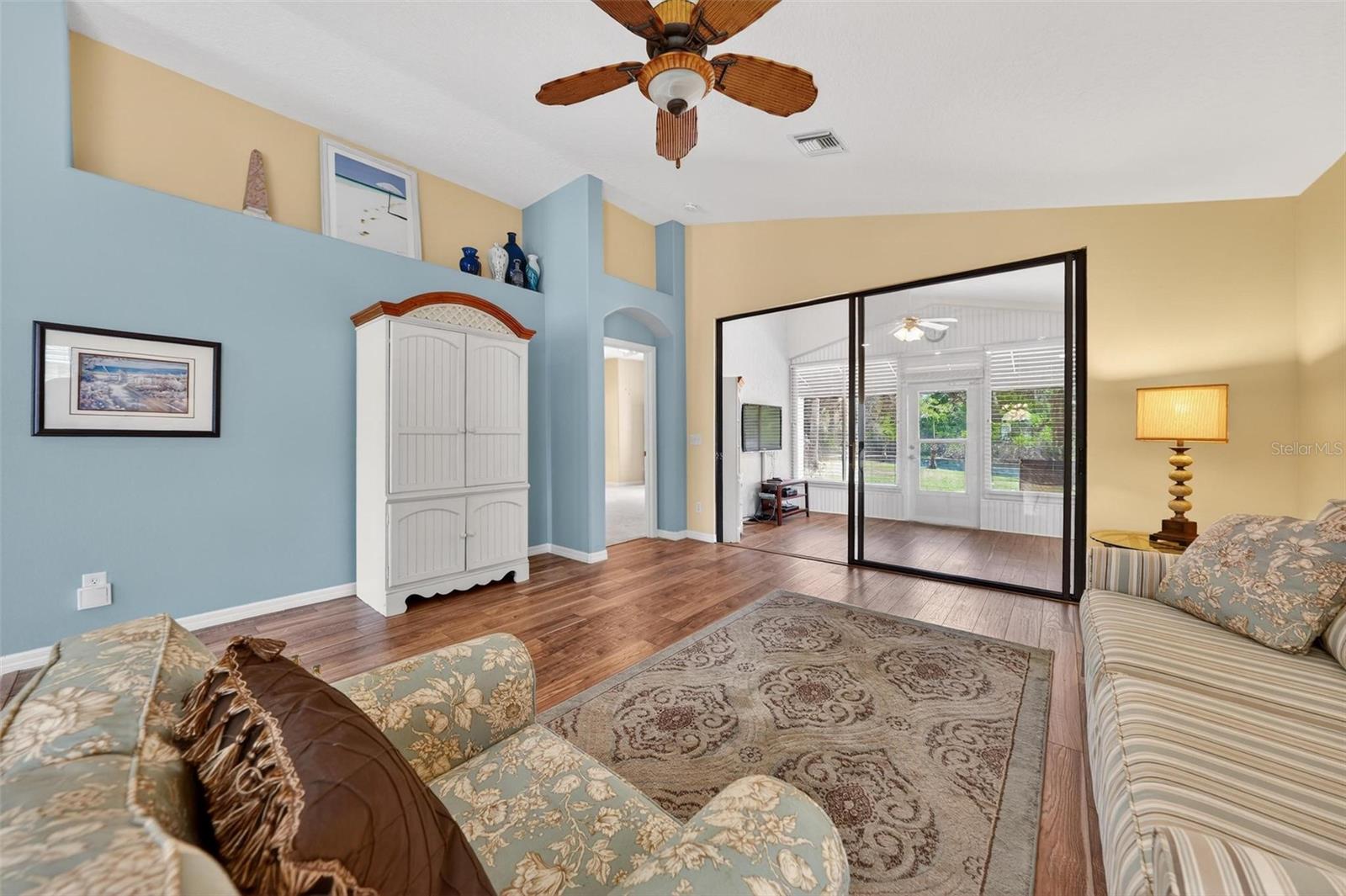 TAVARES IMPERIAL VILLAGE SUB - Residential