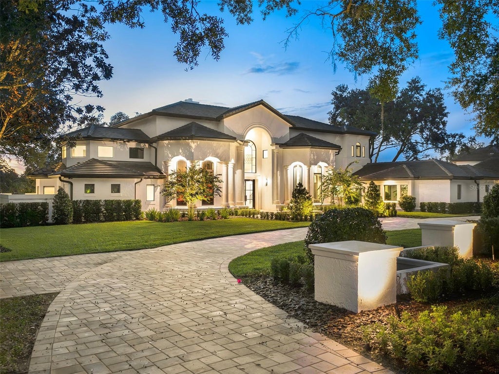 Photo of 5092 Isleworth Country Club Drive, Windermere, FL 34786 (MLS # O6446272)