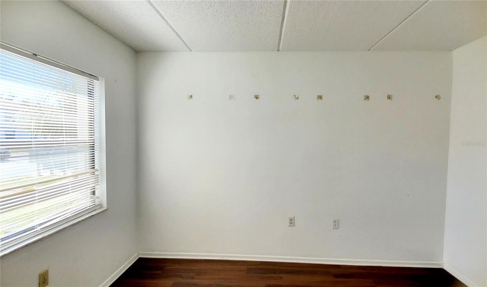 MEADOWS CONDO AT EAST LAKE WOODLANDS - Residential