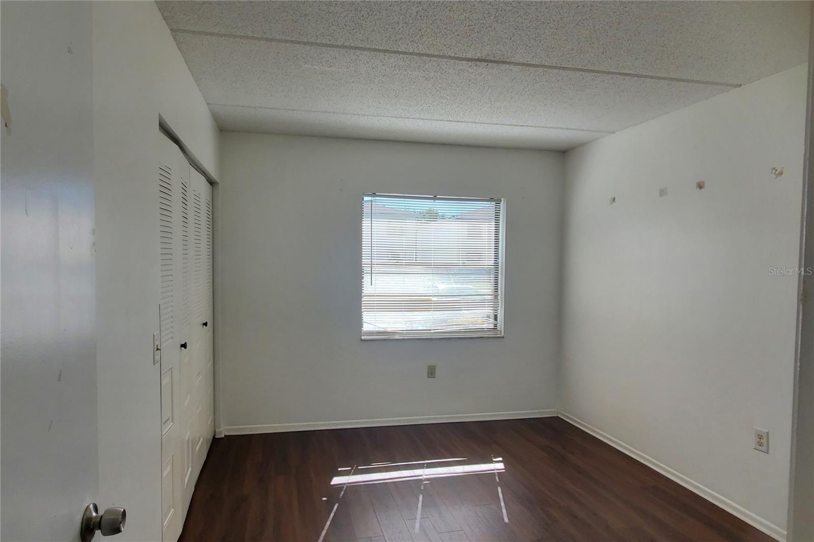 MEADOWS CONDO AT EAST LAKE WOODLANDS - Residential