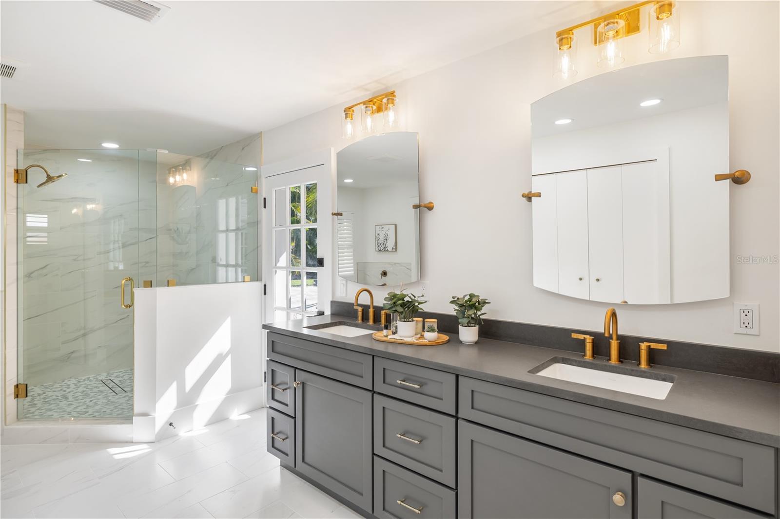 SAN REMO ESTATES - Residential