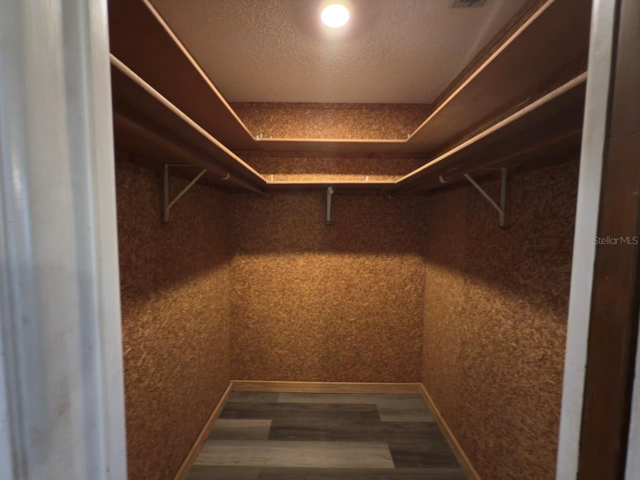 TROP G A - Residential