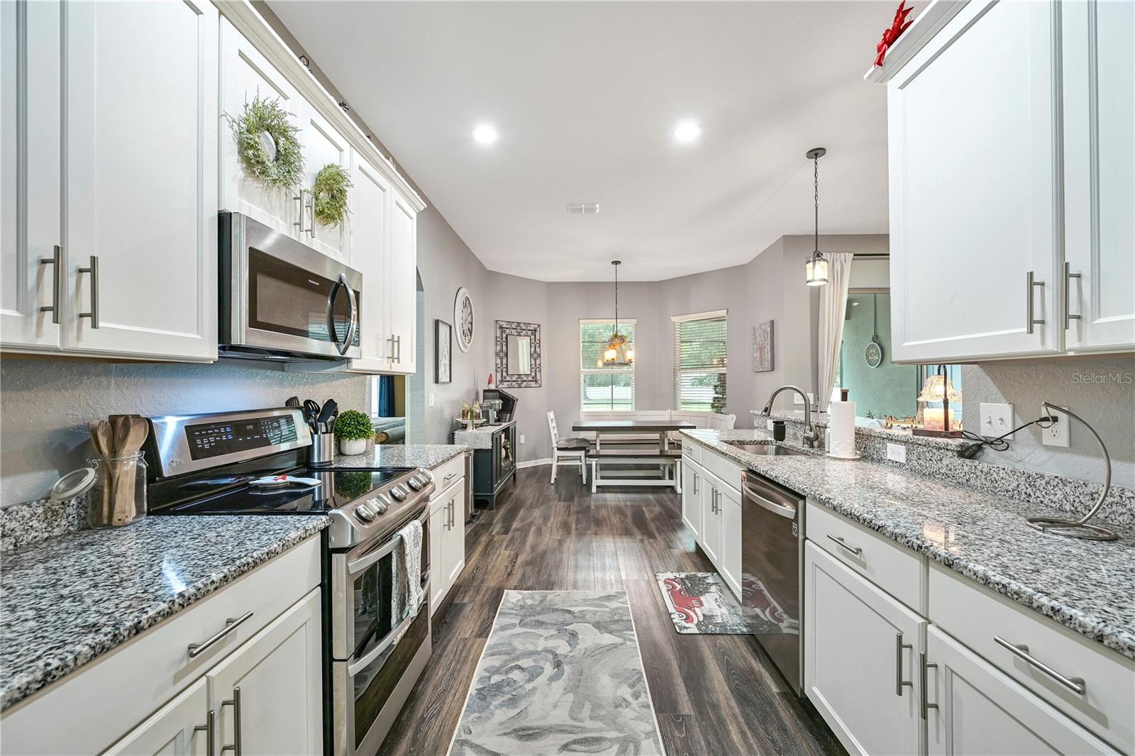 ESTATES/ENGLISH CRK - Residential