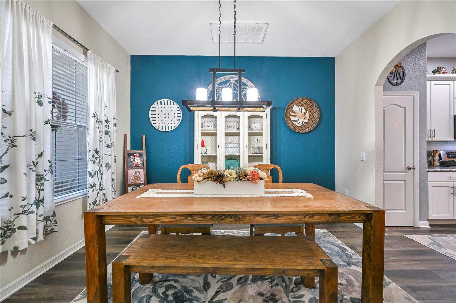 ESTATES/ENGLISH CRK - Residential